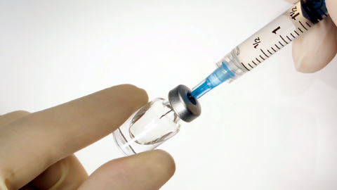 Peste 15.000 de prahoveni imunizati, deja, cu doza 3 anti-Covid